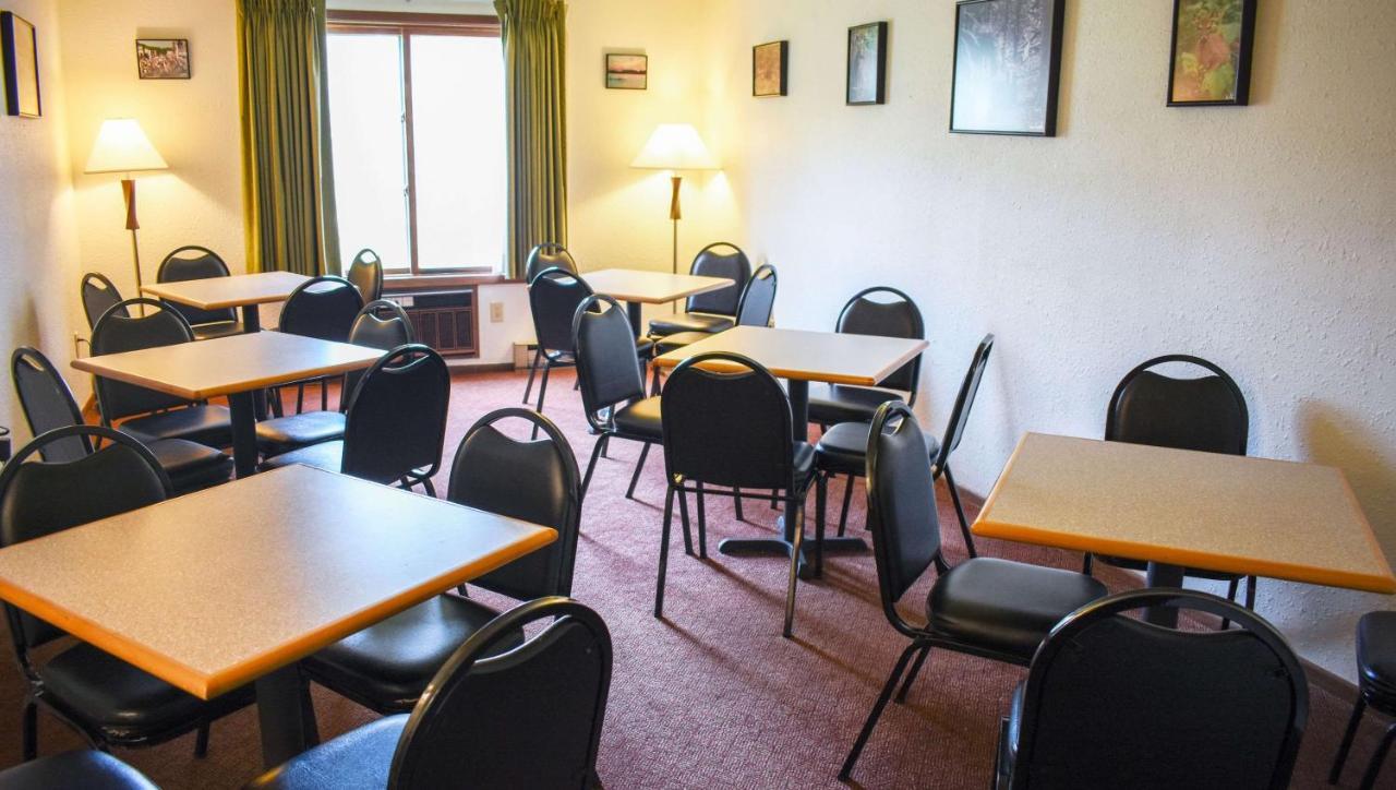 Magnuson Hotel Country Inn Ishpeming Kültér fotó