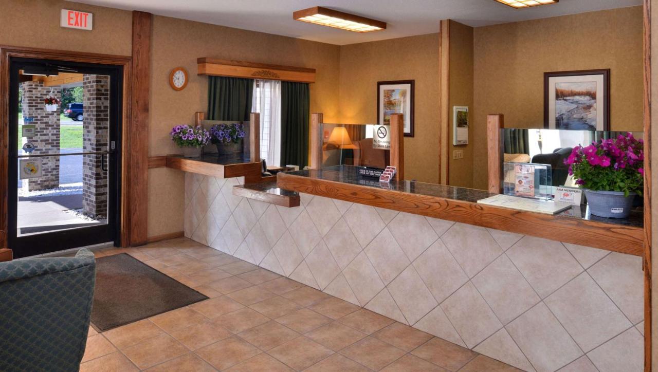 Magnuson Hotel Country Inn Ishpeming Kültér fotó
